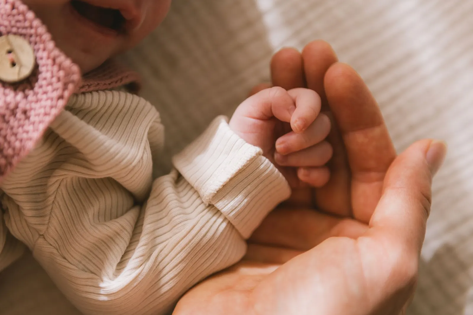 Velayet ve çocukla kişisel ilişki düzenlemesi incelenen bir karar sayfası